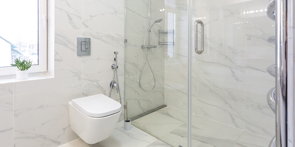 why is my toilet bubbling when the shower is running